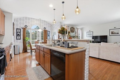 Available after May 1st, this exceptional Toll Brothers townhome - photo 37