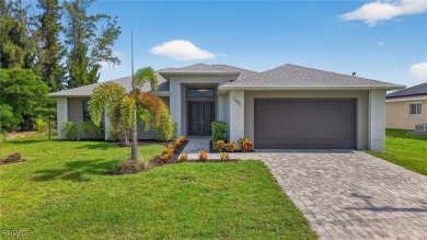Cape Coral Lakes Area Home For Sale in Cape Coral Florida