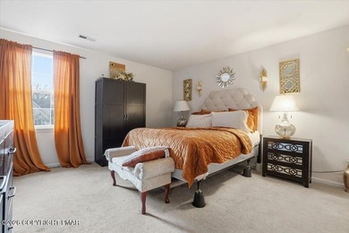 Available after May 1st, this exceptional Toll Brothers townhome - photo 45