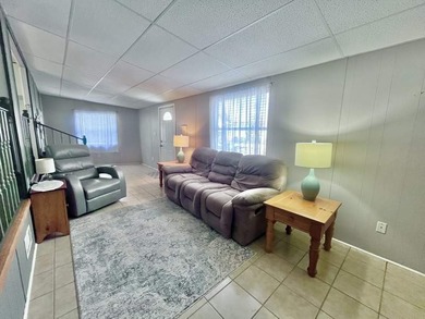This beautiful home offers 2 bedrooms and 1 bathroom. Home - photo 8