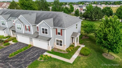 Lake Townhome/Townhouse Sale Pending in Pingree Grove, Illinois