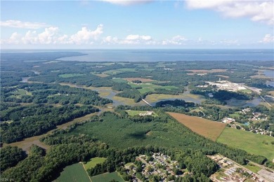 Prime opportunity in the Town of Smithfield! This 111-acre - photo 2