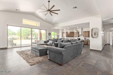 NEW IN 2022 - 4 BDRM, 3 BA, SINGLE LEVEL CUSTOM HOME, GREATROOM - photo 11