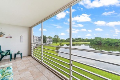Lake Condo For Sale in Boca Raton, Florida