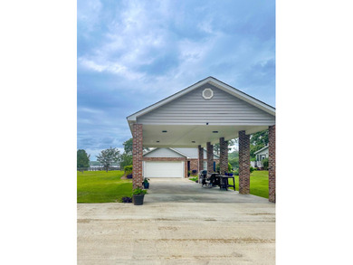 Experience stunning views of Lake Marion from the moment you - photo 3
