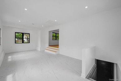 LIVING LUXURY In The Heart Of Center Moriches! This Hamptons - photo 17