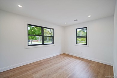 LIVING LUXURY In The Heart Of Center Moriches! This Hamptons - photo 18