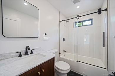LIVING LUXURY In The Heart Of Center Moriches! This Hamptons - photo 20