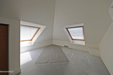 STUNNING VIEWS for as far as you can see from this modern unit - photo 30