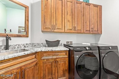NEW IN 2022 - 4 BDRM, 3 BA, SINGLE LEVEL CUSTOM HOME, GREATROOM - photo 35