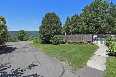 STUNNING VIEWS for as far as you can see from this modern unit - photo 35