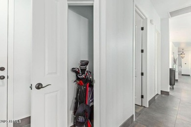 NEW IN 2022 - 4 BDRM, 3 BA, SINGLE LEVEL CUSTOM HOME, GREATROOM - photo 36