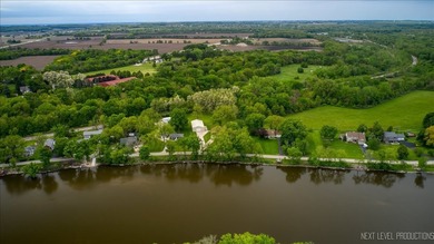 Stunning Custom-Built Retreat on 1.3 Acres with Panoramic Fox - photo 37