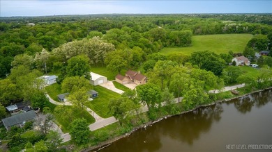 Stunning Custom-Built Retreat on 1.3 Acres with Panoramic Fox - photo 39