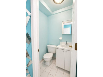 Charming 2 bedroom - 2 Bath duplex in the heart of Sheepshead - photo 6