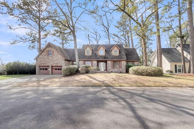 (private lake, pond, coastal) Home For Sale in Summerville South Carolina