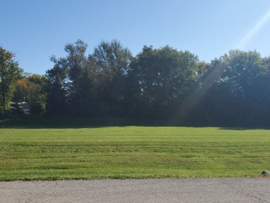South Lake Lot For Sale in Lakewood Illinois