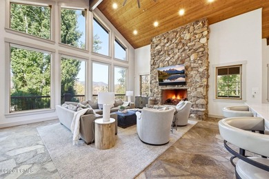 Private Hillside Retreat Backing to Open Space in Coveted Park - photo 4