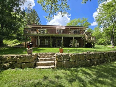 Lake Home Sale Pending in Apple River, Illinois