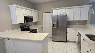 ** SHORT SALE - SUBJECT TO BANK APPROVAL - photo 11