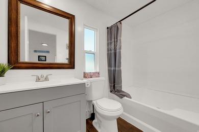 Welcome to this beautifully maintained mobile home in the heart - photo 12