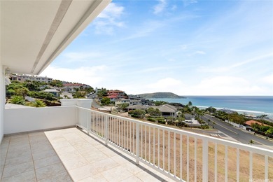 Nestled in the prestigious Hawaii Loa Ridge, this exceptional - photo 18