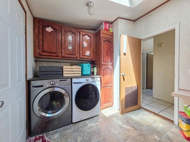 Assumable Loan: Ask your agent for all the details! Welcome to - photo 34