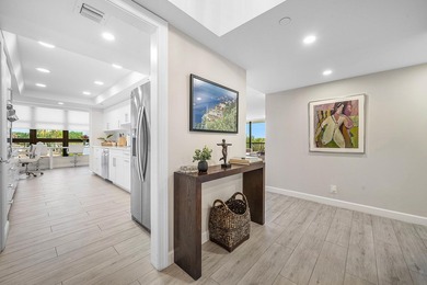 $50,000 PRICE IMPROVEMENT! Stunningly renovated 3 bedroom, 2.5 - photo 4