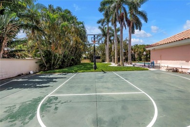 Welcome to 4930 Sandpiper Lane, a stunning estate nestled within - photo 35
