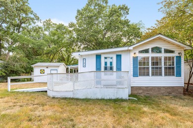 Lake Taneycomo Home For Sale in Branson Missouri