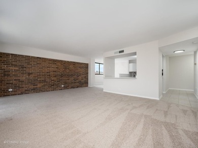Nestled in the heart of Schaumburg this unit offers a peaceful - photo 3
