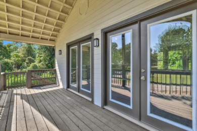 Updated home in Lake Livingston Community - photo 11