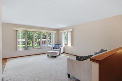 Additional listing photo 1