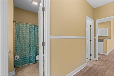 NEWLY REFRESHED & MOVE-IN READY! Discover this inviting - photo 6