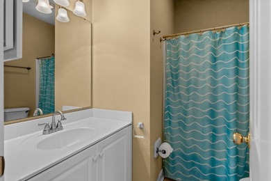 NEWLY REFRESHED & MOVE-IN READY! Discover this inviting - photo 7