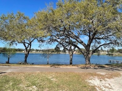 Lake Lot For Sale in Lake Wales, Florida