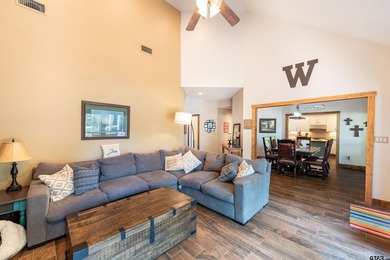 Welcome to 233 E El Dorado-an updated and well-appointed - photo 10