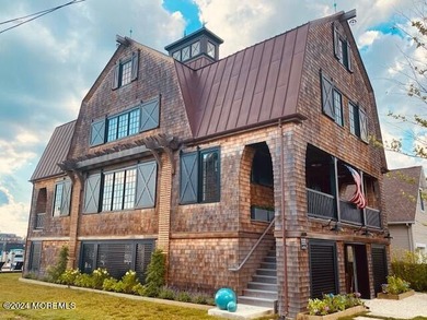 **Rare Offering - Welcome to the ''Boat Barn.''** This - photo 2