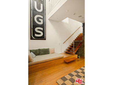 A rare opportunity to own a distinctive piece of Venice history - photo 15