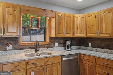 This spectacular North Georgia mountain retreat has been - photo 16