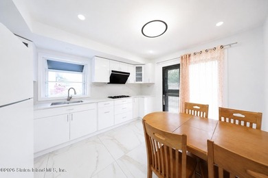 Welcome to 66 Bache Ave-a charming semi-detached home offering 3 - photo 8