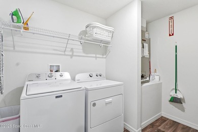 Welcome home to this beautifully designed 4 bedroom, 2 bathroom - photo 30