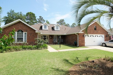 Welcome to the gated community of Parkwood Estates! We are - photo 2