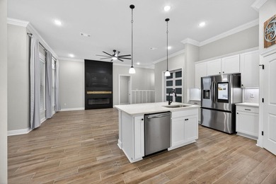 Your Florida Dream Begins Here -- Wrapped in Upgrades, Warmth - photo 10