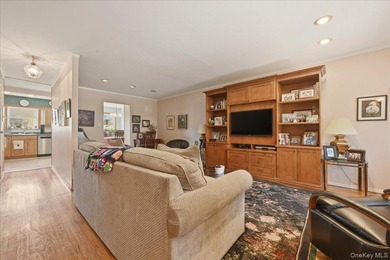 Well maintained three bedroom 1.5 bath triplex home with central - photo 5