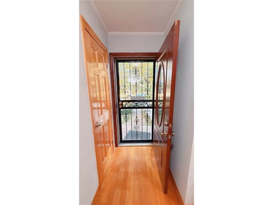 A beautifully maintained brick home situated on a beautifully - photo 3