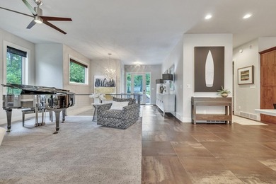 Stunning 5-bedroom, 3.5-bathroom home on prestigious Echo Bay - photo 11