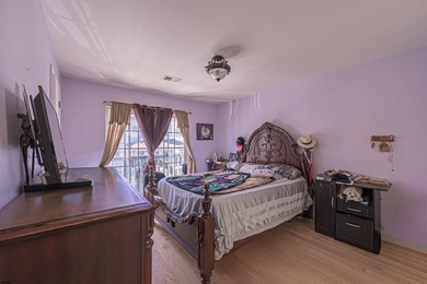 Beautiful multifamily close to The Walk, Caesar's Casino, and a - photo 15
