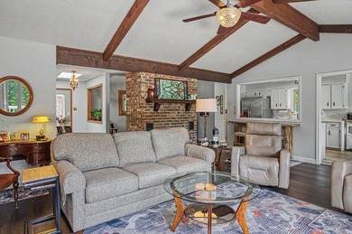 Welcome to this beautiful 4 bedroom 3 bath lakefront home just - photo 18