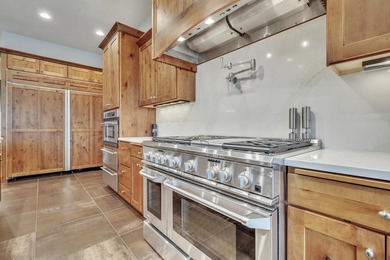 Stunning 5-bedroom, 3.5-bathroom home on prestigious Echo Bay - photo 18